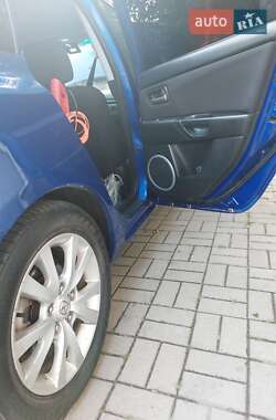 Хэтчбек Mazda 3 2007 в 