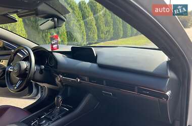 Хэтчбек Mazda 3 2022 в 