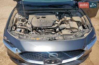 Седан Mazda 3 2023 в 