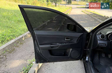 Седан Mazda 3 2006 в 