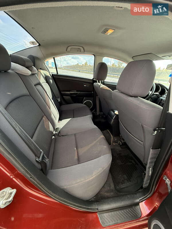 Седан Mazda 3 2009 в Полтаве