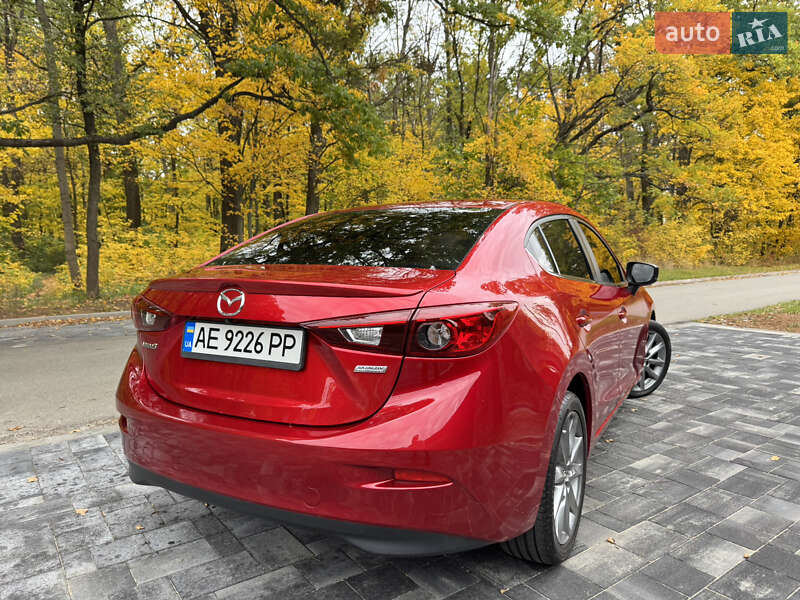 Седан Mazda 3 2018 в Харькове