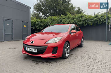 Хэтчбек Mazda 3 2011 в Каменском