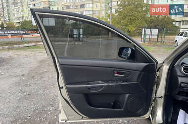 Седан Mazda 3 2006 в 