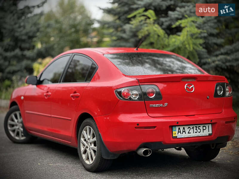 Седан Mazda 3 2008 в Киеве