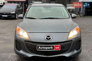 Седан Mazda 3 2012 в 