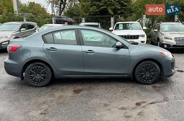 Седан Mazda 3 2012 в 