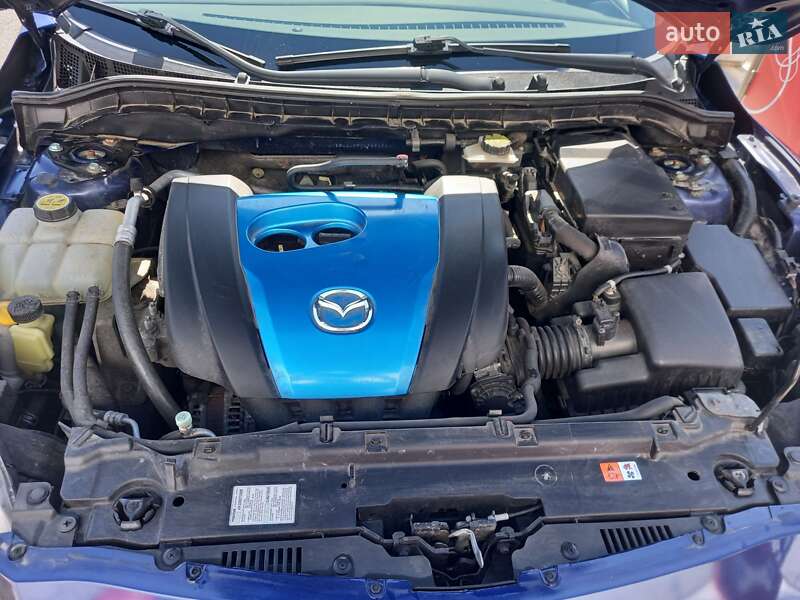 Хэтчбек Mazda 3 2012 в Киеве