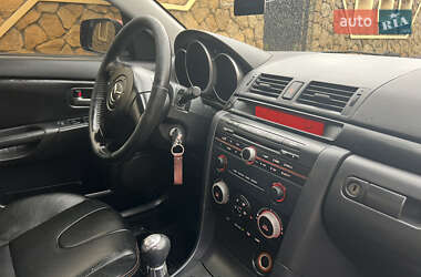 Седан Mazda 3 2006 в 