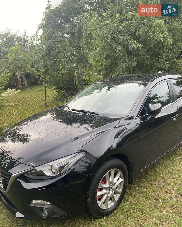 Хетчбек Mazda 3 2016 в Дубні