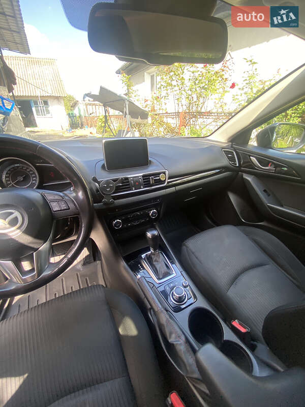 Хетчбек Mazda 3 2016 в Дубні