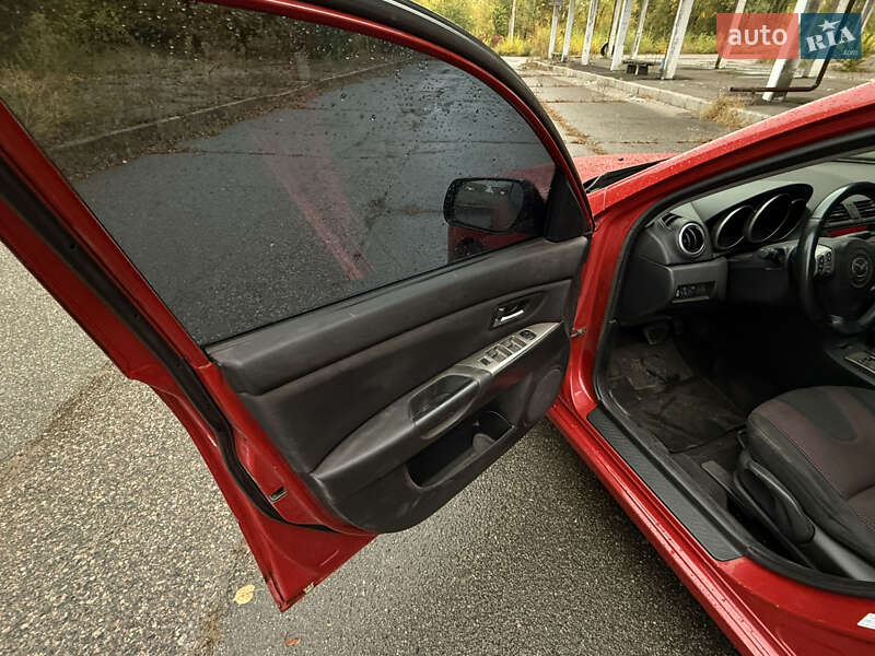 Седан Mazda 3 2005 в Черкассах