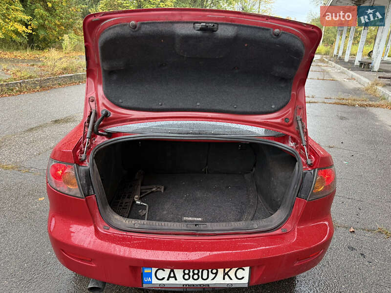 Седан Mazda 3 2005 в Черкассах