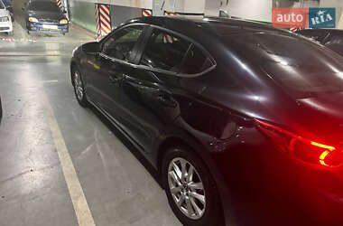 Седан Mazda 3 2016 в 