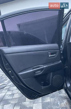 Седан Mazda 3 2006 в 