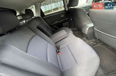 Хэтчбек Mazda 3 2005 в 