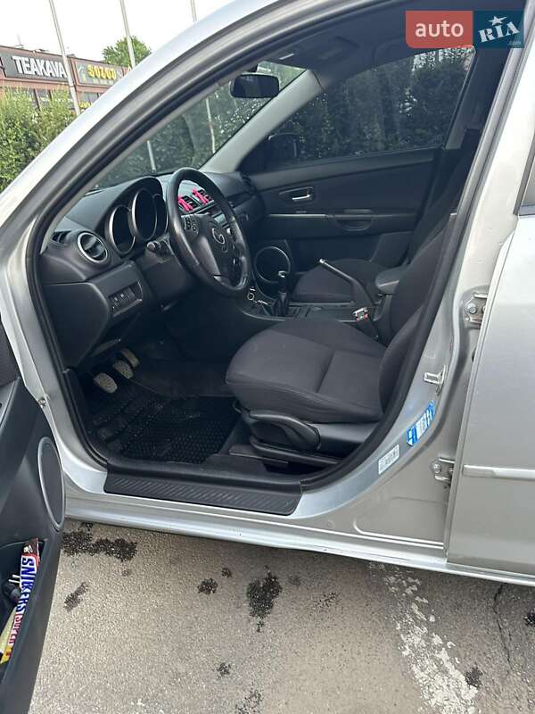 Хэтчбек Mazda 3 2007 в Кропивницком