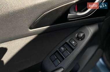 Седан Mazda 3 2014 в 