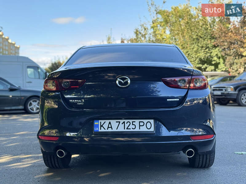 Седан Mazda 3 2019 в Киеве