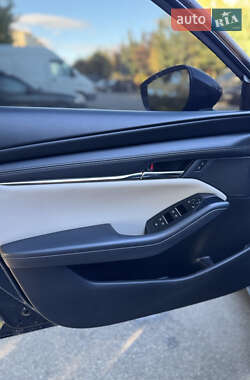 Седан Mazda 3 2019 в 