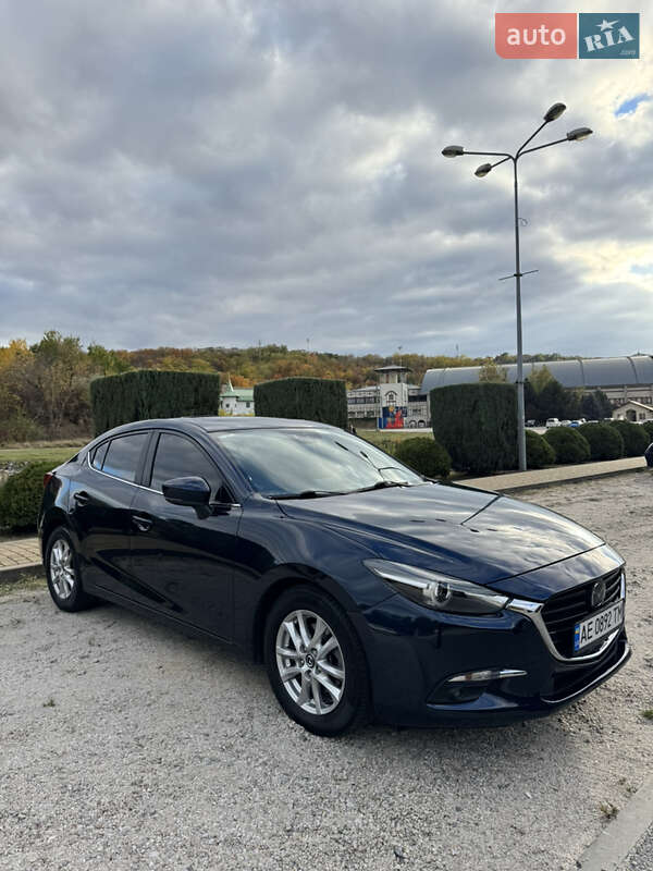 Седан Mazda 3 2017 в Дніпрі фото 5 Седан Mazda 3 2017 в Дніпрі