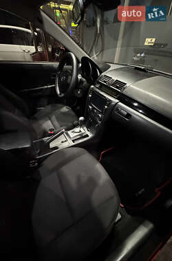 Седан Mazda 3 2007 в 