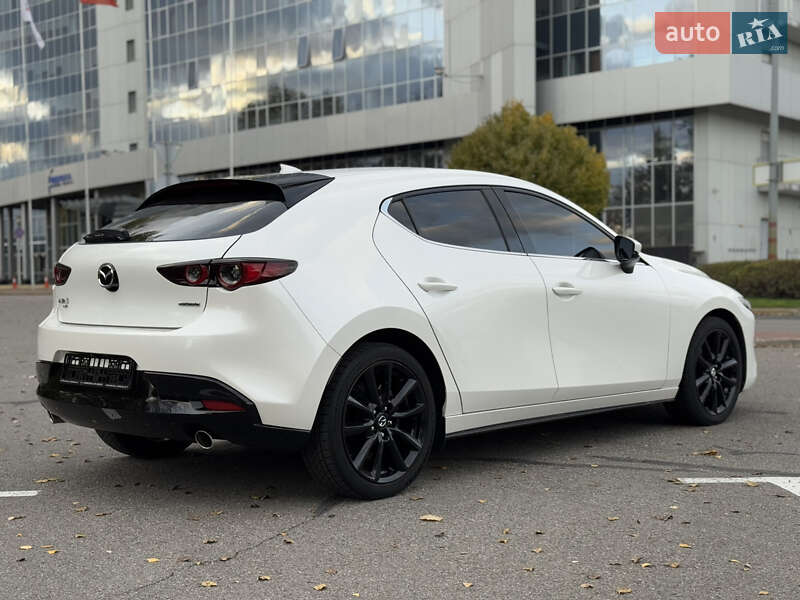 Хэтчбек Mazda 3 2020 в Киеве