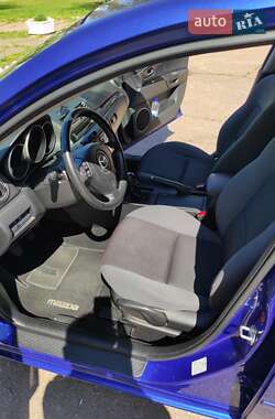 Хэтчбек Mazda 3 2008 в 