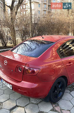 Седан Mazda 3 2004 в 