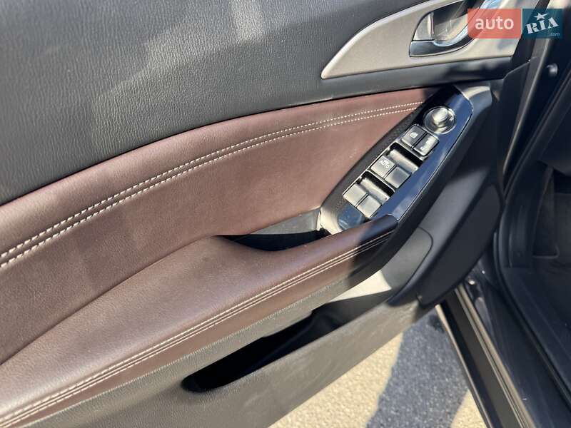 Хетчбек Mazda 3 2017 в Дніпрі фото 13 Хетчбек Mazda 3 2017 в Дніпрі