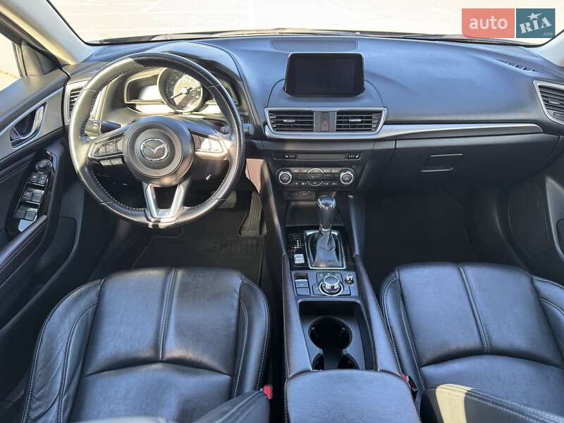 Хетчбек Mazda 3 2017 в Дніпрі фото 15 Хетчбек Mazda 3 2017 в Дніпрі