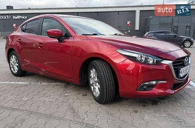 Седан Mazda 3 2017 в 