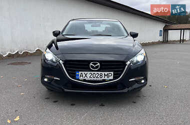 Седан Mazda 3 2017 в 