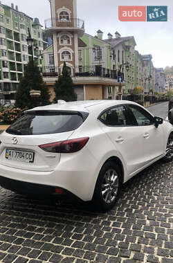 Хэтчбек Mazda 3 2014 в 