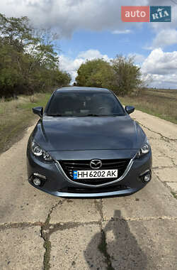 Седан Mazda 3 2016 в 