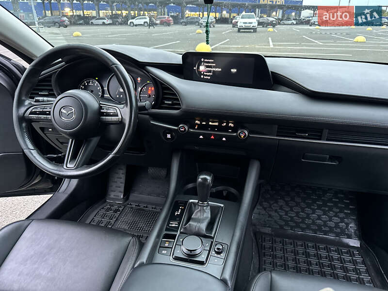 Седан Mazda 3 2019 в Житомире