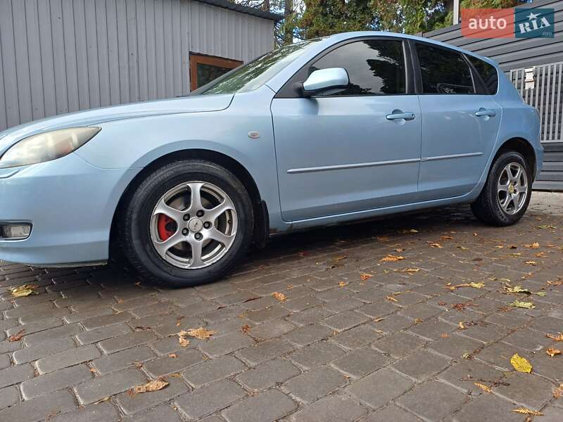 Хэтчбек Mazda 3 2006 в Каменец-Подольском