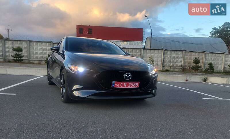 Хэтчбек Mazda 3 2024 в Киеве