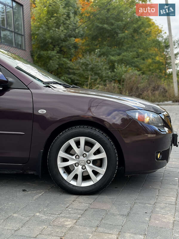 Седан Mazda 3 2007 в Тернополе