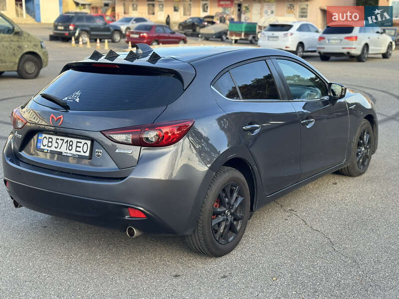 Хэтчбек Mazda 3 2014 в Киеве