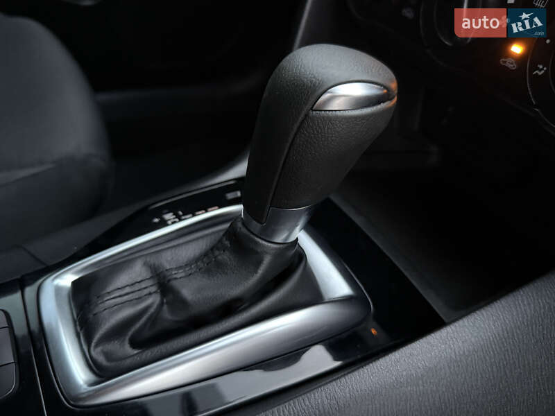 Седан Mazda 3 2016 в Дніпрі фото 17 Седан Mazda 3 2016 в Дніпрі