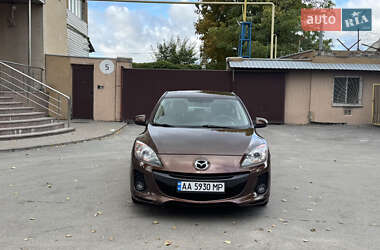 Седан Mazda 3 2011 в 