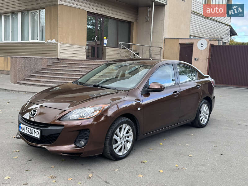 Седан Mazda 3 2011 в Києві