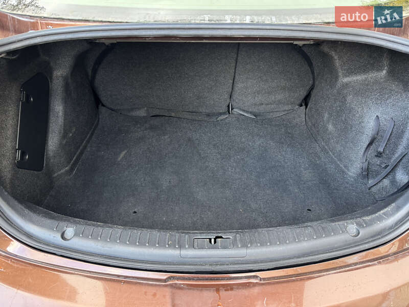 Седан Mazda 3 2011 в Києві