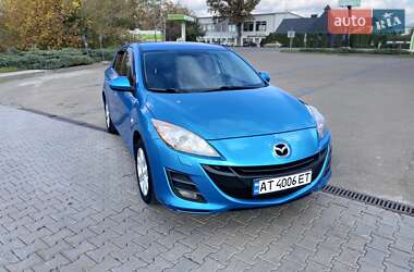 Хетчбек Mazda 3 2010 в Снятині