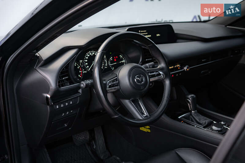 Хэтчбек Mazda 3 2022 в Киеве