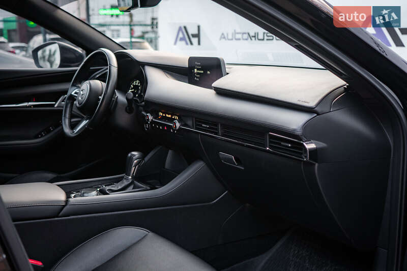 Хэтчбек Mazda 3 2022 в Киеве