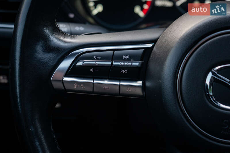 Хэтчбек Mazda 3 2022 в Киеве