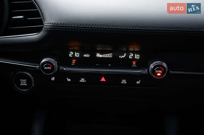 Хэтчбек Mazda 3 2022 в Киеве