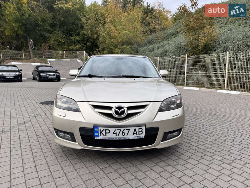 Седан Mazda 3 2008 в Запорожье